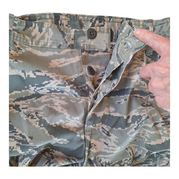 Military US Air Force Pants Mens 32 Combat Camo Utility Cargo Trouser Fatigues - Picture 8 of 11